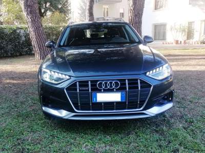 Audi A4 45 2.0 tfsi mhev Business 245cv s-tronic KM 54000 Grigio usata Rimini