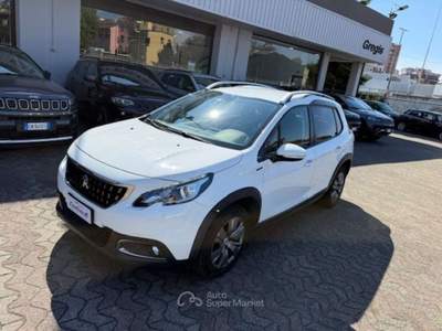 Peugeot 2008 1° serie PureTech Turbo 110 S&S Signature Bianco usata Sesto San Giovanni