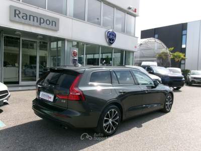 Volvo V60 D3 Momentum Business Grigio usata SAN DONA' DI PIAVE