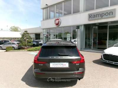 Volvo V60 D3 Momentum Business Grigio usata SAN DONA' DI PIAVE