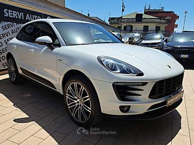 Porsche Macan Macan 3.0d S 250cv pdk my16 Bianco usata Casoria