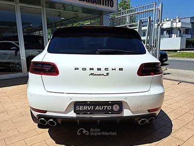 Porsche Macan Macan 3.0d S 250cv pdk my16 Bianco usata Casoria