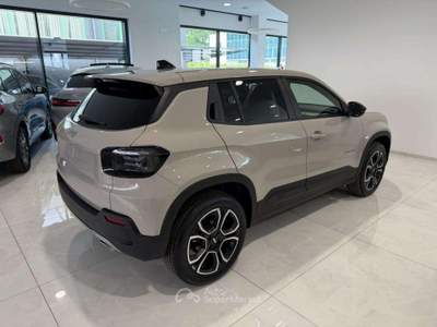 Jeep Avenger 1.2 Turbo 110 CV MHEV Summit *PREZZO REALE* Beige usata Asolo