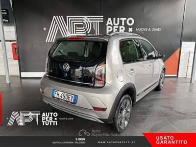 Volkswagen up! up! 5p 1.0 Cross up! 75cv Argento usata Marano di Napoli