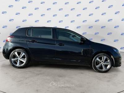 Peugeot 308 5p 1.2 puretech t (e-thp) Allure s&s 130cv Nero usata Pistoia