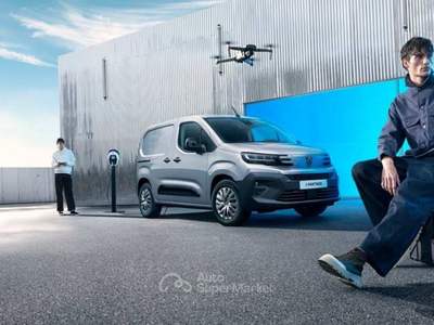 Peugeot Partner e- standard- pacco batteria 50 kwh Bianco usata Fisciano