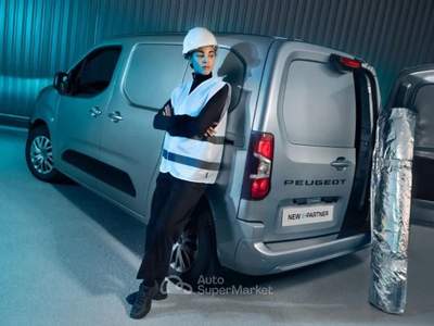 Peugeot Partner e- standard- pacco batteria 50 kwh Bianco usata Fisciano