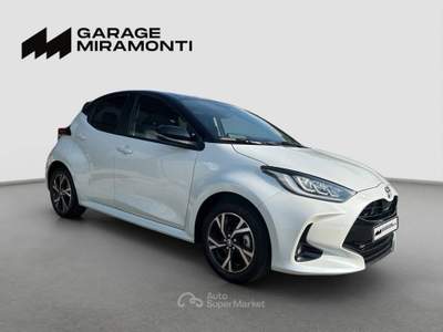 Toyota Yaris 1.5h Trend Bianco usata Cappella Maggiore