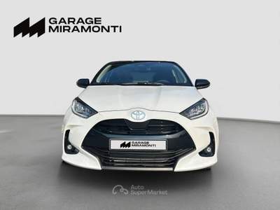 Toyota Yaris 1.5h Trend Bianco usata Cappella Maggiore