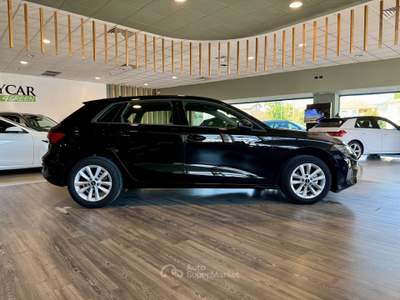 Audi A3 30 g-tron S tronic Business Nero usata Foligno