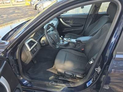 BMW Serie 3 318d F31 2015 Touring 318d Touring auto Blu/Azzurro usata Roma