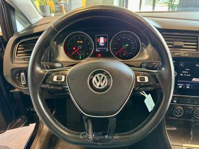 Volkswagen Golf 1.5 TGI Business BMT DSG Nero usata Foligno