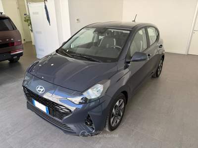 Hyundai i10 1.0 MPI A/T Connectline usata Castellammare di Stabia