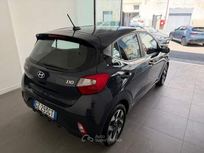 Hyundai i10 1.0 MPI A/T Connectline usata Castellammare di Stabia