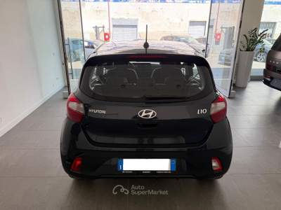 Hyundai i10 1.0 MPI A/T Connectline usata Castellammare di Stabia