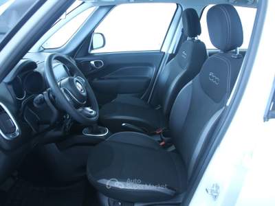 Fiat 500 Cross 1.3 Multijet Dualogic 95cv Tetto in vetro fisso/Sensori di parcheggio Bianco usata Feltre