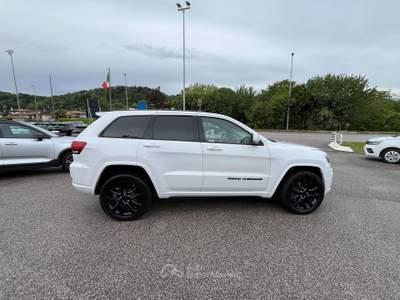 Jeep Grand Cherokee Grand Cherokee IV  3.0 crd V6 NIGHT EAGLE Bianco usata Buja
