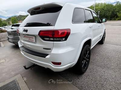 Jeep Grand Cherokee Grand Cherokee IV  3.0 crd V6 NIGHT EAGLE Bianco usata Buja