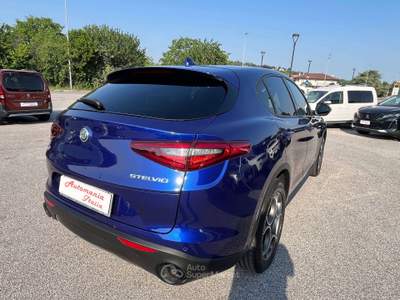 Alfa Romeo Stelvio Stelvio 2022 2.2 t Sprint Q4 190cv auto Blu/Azzurro usata Buja