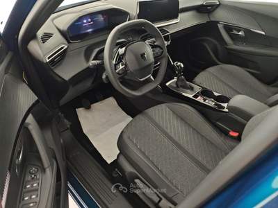 Peugeot 2008 PureTech 100 S&S Allure Blu/Azzurro usata Capua