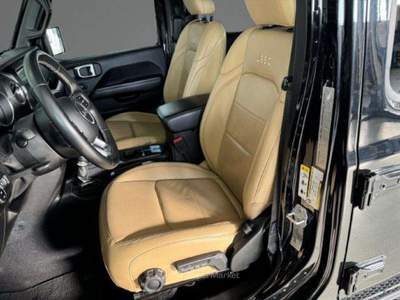 Jeep Wrangler Unlimited 2.2 Mjt II Sahara Overland Nero usata Castello di Godego