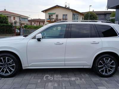 Volvo XC90 XC90  2.0 d5 Momentum awd 235cv 7pti geartronic usata Pescantina