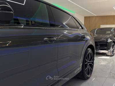 Audi Q8 286CV Quattro TipTronic Sport Full Opt Grigio usata Qualiano