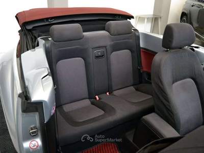 Volkswagen New Beetle 1.4 16V Cabrio Argento usata Monza
