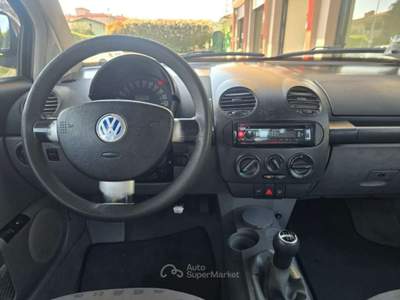 Volkswagen New Beetle 2.0 Benzina 116CV Clima CD/Mp3 e USB TEL Bluetooth Nero usata Rezzato