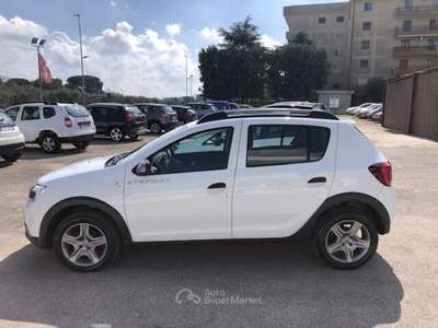 Dacia Sandero Stepway 1.5 dCi 8V 90CV Start&Stop Bianco usata Gioia del Colle