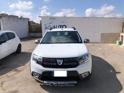 Dacia Sandero Stepway 1.5 dCi 8V 90CV Start&Stop Bianco usata Gioia del Colle