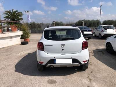 Dacia Sandero Stepway 1.5 dCi 8V 90CV Start&Stop Bianco usata Gioia del Colle