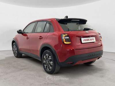 Fiat 600 600 IV 2023 1.2 hybrid Business 110cv auto SOLO 6000KM Rosso usata Milano