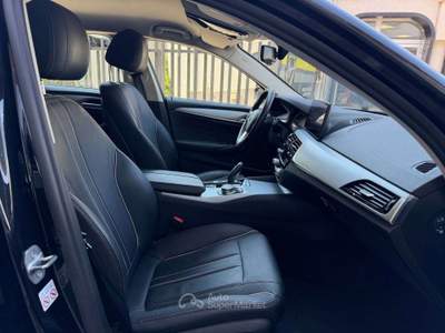 BMW Serie 5 530e 530 Touring LCI 530e Touring xdrive Business auto UNICO PROPRIETARIO BELLISSIMA Nero usata Cesano Maderno