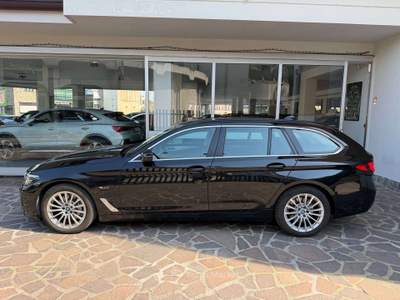 BMW Serie 5 530e 530 Touring LCI 530e Touring xdrive Business auto UNICO PROPRIETARIO BELLISSIMA Nero usata Cesano Maderno