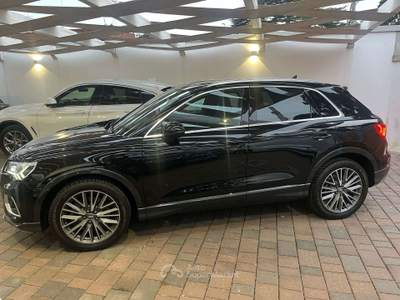 Audi Q3 Q3 II 40 2.0 tfsi S line edition quattro s-tronic Nero usata Bari