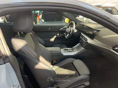 BMW Serie 4 420d 420 Serie 4 G22 2020 Coupe 420d Coupe mhev 48V xdrive Msport auto Grigio usata Bari