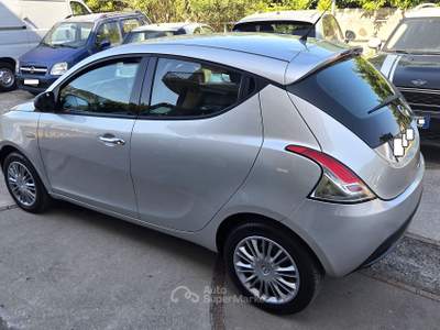 Lancia Ypsilon OTTIME CONDIZIONI SOLO 83000 KM GARANZIA 12 MESI Argento usata Mercato San Severino