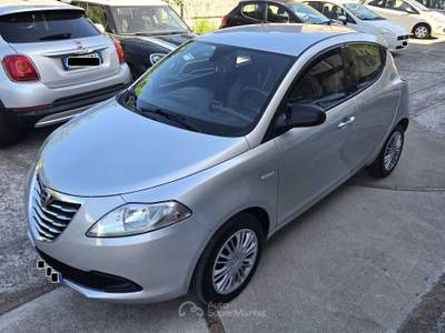 Lancia Ypsilon OTTIME CONDIZIONI SOLO 83000 KM GARANZIA 12 MESI Argento usata Mercato San Severino