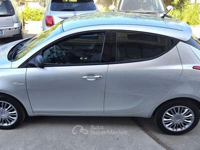 Lancia Ypsilon OTTIME CONDIZIONI SOLO 83000 KM GARANZIA 12 MESI Argento usata Mercato San Severino