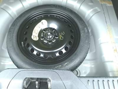Ford Focus Miglior prezzo garantito e consegna in pochi giorni Argento usata Reggio nell'Emilia