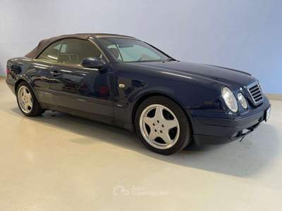 Mercedes-Benz CLK CLK Cabrio 200 k Sport Blu/Azzurro usata Pove del Grappa