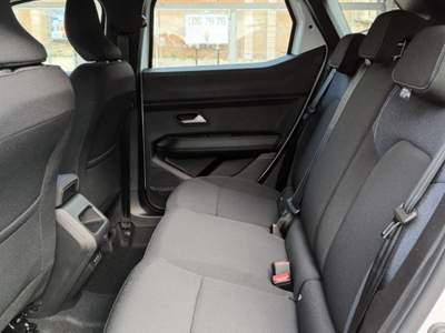 Dacia Duster 1200 ECO-G EXPRESSION 122CV CARPLAY CAM PDC"17 Bianco usata Vetralla