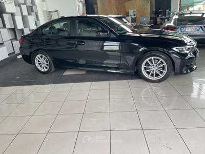 BMW Serie 3 320d Berlina Nero usata Trebaseleghe
