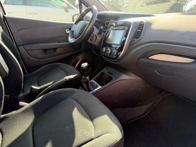 Renault Captur 1500 DCI SPORT EDITION 90CV NAV CAM "16 ITALIA Bianco usata Vetralla