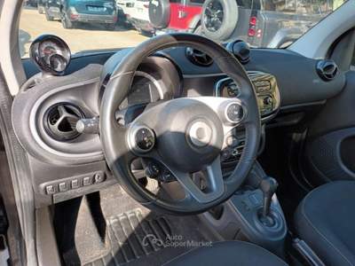 Smart ForTwo 1000 PASSION 52KW AUTOMATICA CERCHI ITALIA Bianco usata Vetralla