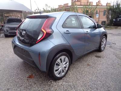 Toyota Aygo 1000 VVT-I ACTIVE 72CV 5P CARPLAY CAM ITALIA Grigio usata Vetralla