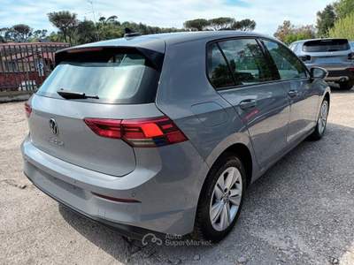 Volkswagen Golf 2000 TDI LIFE 116CV CARPLAY CLIMAUTO"16 ITALIA Grigio usata Vetralla