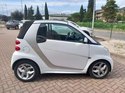 Smart ForTwo Fortwo Cabrio 1.0 MHD Pulse 71cv Automatica PREZZO REALE!!!!! Bianco usata Corciano