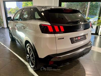 Peugeot 3008 S&S EAT8 GT Line Bianco usata Angri